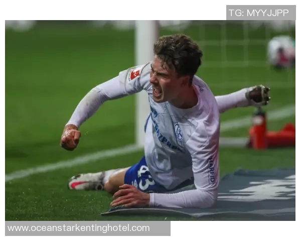 3-2,29岁昂达夫无敌双响炮,率队2连胜,追平多特+迫临德甲前二 3-2,29岁昂达夫无敌双响炮,率队2连胜,追平多特+迫临德甲前二